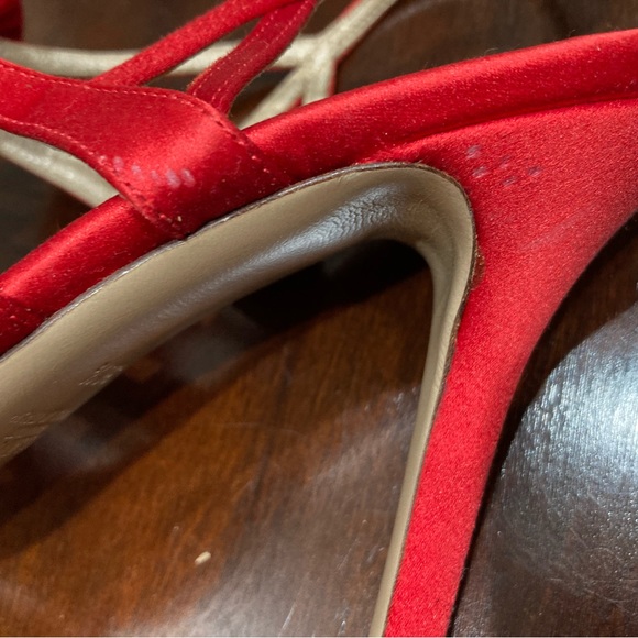 Valentino Garavani Red Satin Strappy Bow Heels, MISMATE, Right 7.5, Left 6.5 - Picture 10 of 13